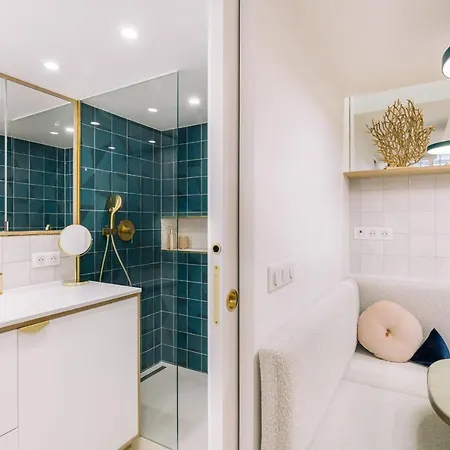 Bright And Modern Apt In The 11th Arrond Apartman Párizs