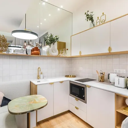 Bright And Modern Apt In The 11th Arrond Apartman